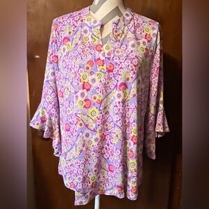 NWOT Dear Scarlett Lizzy Faith Bell Sleeve Lavender Floral Top